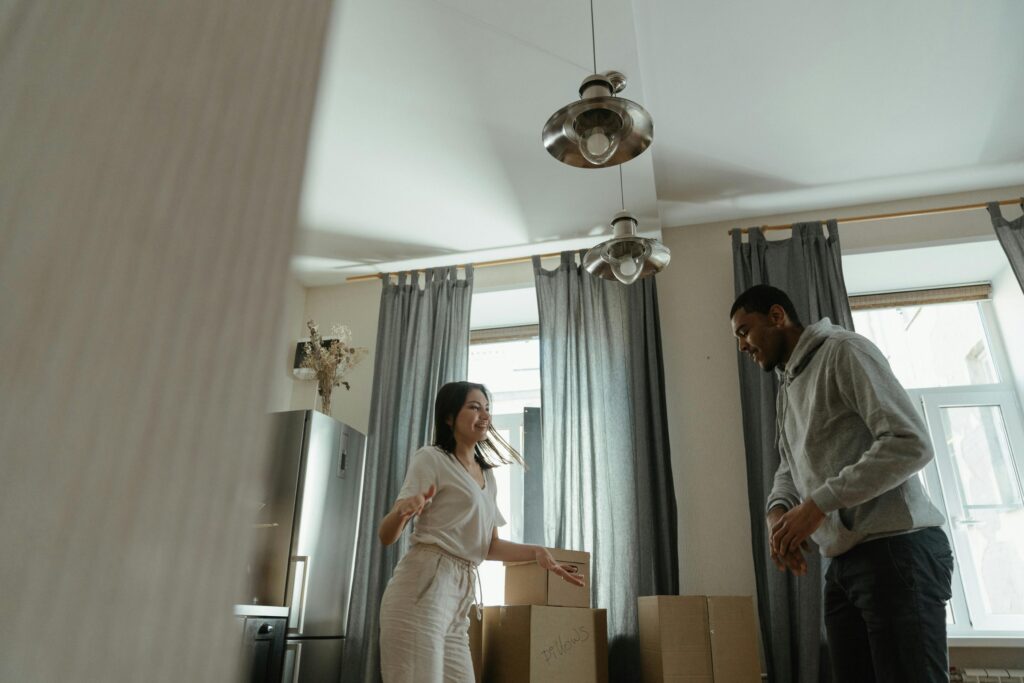 Chala Packers and Movers in  Vapi 